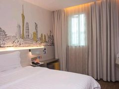 -7天酒店·广州天河公园地铁站店