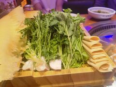 -山河屯铁锅炖(哈西站店)