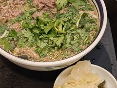 -云阿蛮云南生烫牛肉米线(奉贤路店)