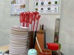 餐具摆设-Pho Hoa Pasteur