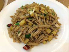 酸菜土豆炒莜面-塞上府(西安店)