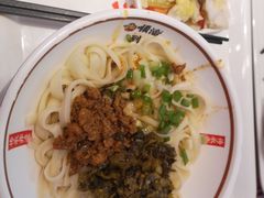 -顺溜·手工刀削面·黑金店(铜锣湾店)
