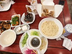 炸酱凉面-护国寺小吃(地安门店)