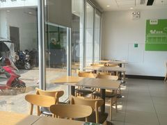 用餐区-老乡鸡(淮南西城国际店)