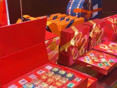 -VENCHI 闻绮(上海佛罗伦萨小镇店)