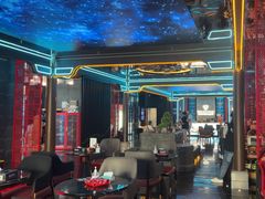 -屋有岛沉浸游戏旗舰店(中山公园店)