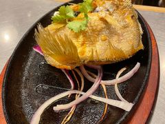 -潮界(LU·ONE凯德晶萃广场店)