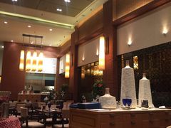 -香格里拉鱼跃地中海西餐厅·牛排披萨