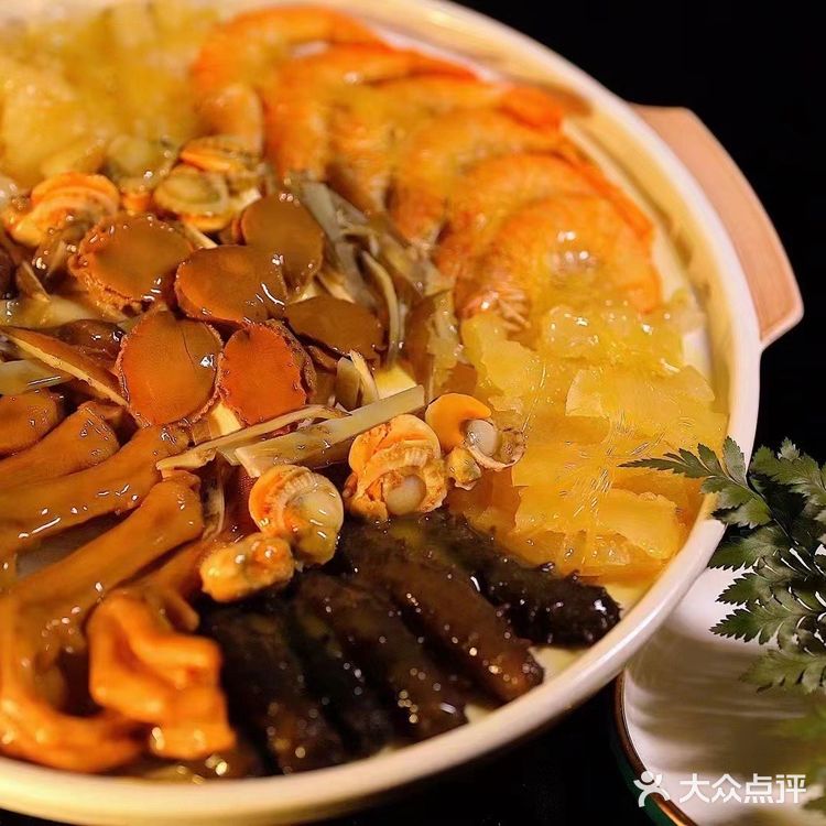 皇家佛跳墙礼盒六罐（6-10人）688元