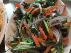 葱头拌木耳-香妃烤鸡(西单店)