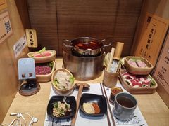-独食火锅·半米屋台(直营总店)