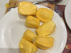 -金马门国际美食百汇(珞喻路店)