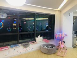 -E.L.K造型momopark店