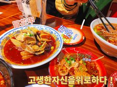 -爆炸头阿姨小四川正宗川味小吃(无任何分店)