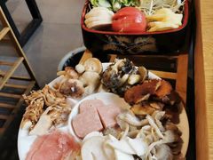-菌海森林·非遗野生菌火锅(西山区滇池路摩根道店)
