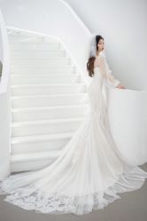 -艾米丽婚纱礼服