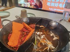 鸳鸯红油菌菇锅底-超级鲜•胡毛肚火锅(扬帆店)