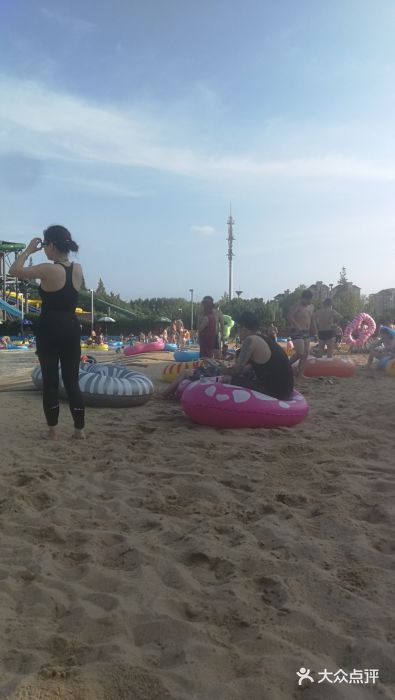 热带风暴水上乐园图片