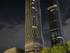 -南京眼步行桥
