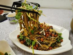向群脆鱼皮-粤·向群饭店(龙津东路总店)