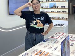 -视野联行眼镜(第一国际店)