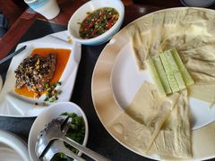 -老来福·非遗酸汤兔(凯旋路店)