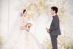 -Color卡诺婚纱礼服馆(南京严选店)