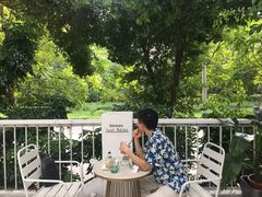 -ADO KAFE(大学城店)