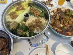-鑫釜山海鲜烧烤(鑫丰国际店)