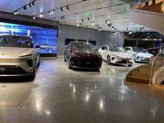 -蔚来中心(北京中关村店)