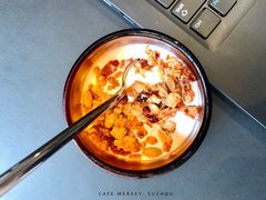 核桃酸奶-Cafe Mersey默西咖啡(西交店)