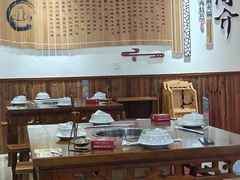 -岳记兴隆·青城腊排铜火锅(融创店)