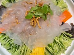 五彩拉皮-日月昇渔家菜·海肠捞饭·大连海鲜(星海公园店)