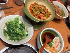 -吃饭皇帝大土家民族菜(荟聚店)