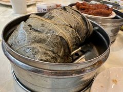 荷叶包-半岛海鲜酒家
