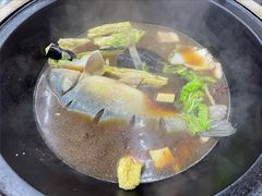 -山妹子铁锅炖
