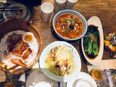 -胡桃里音乐酒馆(环亚凯瑟琳广场店)