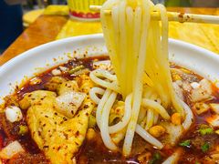 -覃肥叔桂林米粉(粮道街店)