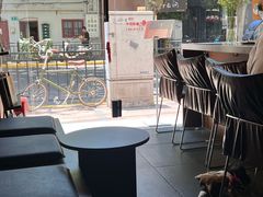 -Onirii Coffee(长乐路店)