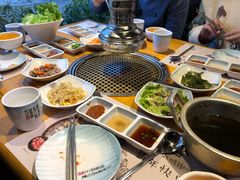 -唯成•韩国炭火烤肉 유성고기