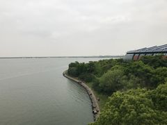 -上海滴水湖皇冠假日酒店