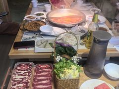 -辣虎·庭院火锅(临平新天地店)
