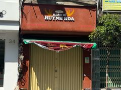 -Bánh Mì Huynh Hoa