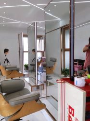 -小齐发型Star·Salon