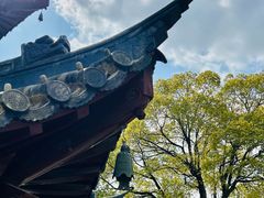 -龙华寺