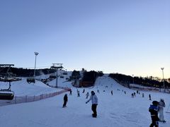 -东北亚滑雪场