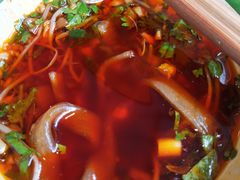 -拈签一笑黄牛肉辣卤串串