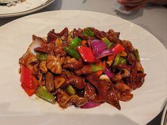 -老码头黑皮肘子锅包肉(赣水路店)
