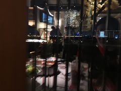 大堂-左庭右院鲜牛肉火锅(浦江欢乐颂店)