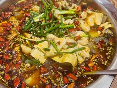 -乡土特色.冷锅鱼.牦牛肉汤锅